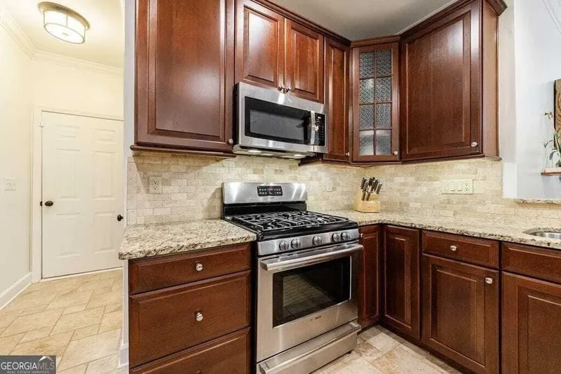 6705 Fox Creek Drive, Cumming, Georgia, United States. - Photo 22