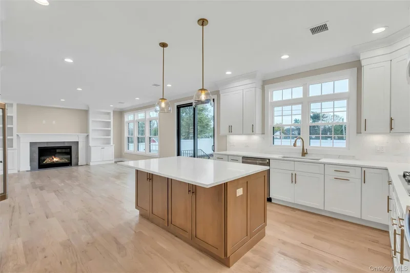 7 Sheridan Street, Old Bethpage, New York, United States. - Photo 3