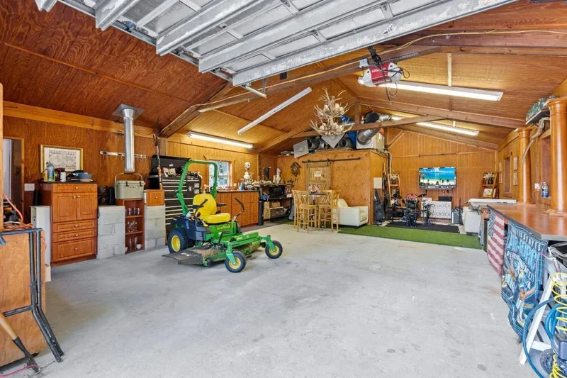 17352 Valencia Boulevard, Loxahatchee, FL 33470, Loxahatchee, Florida, United States. - Photo 39