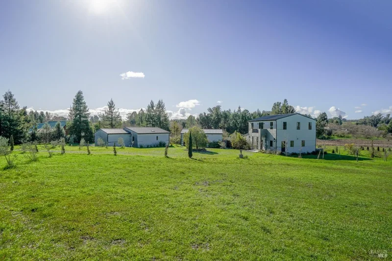5300 Gravenstein Highway S, Sebastopol, California, United States. - Photo 49