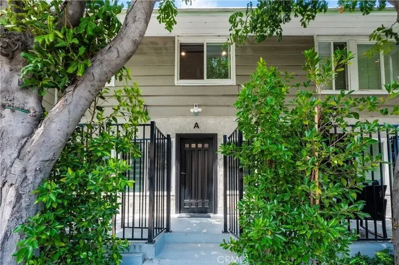 Multi Family in Sherman Oaks