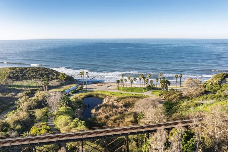 1 Beach Road , Santa Barbara, CA 93117, Goleta, California, United States. - Photo 30