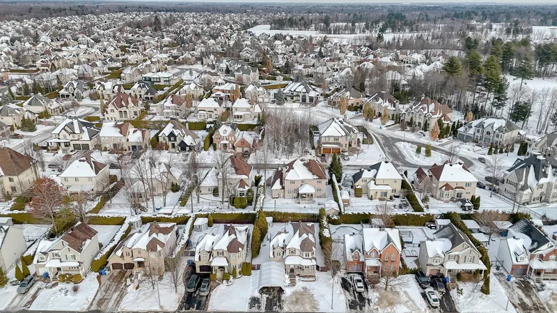 230 Rue de la Renaissance, Blainville, Quebec, Canada. - Photo 13