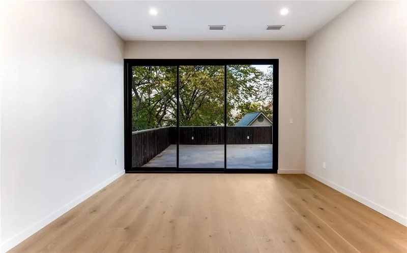 6145 Llano Avenue, Dallas, Texas, United States. - Photo 35