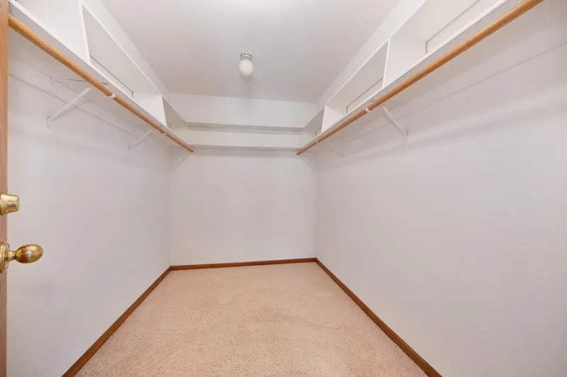 910 Notre Dame Drive, Woodland, California, United States. - Photo 35