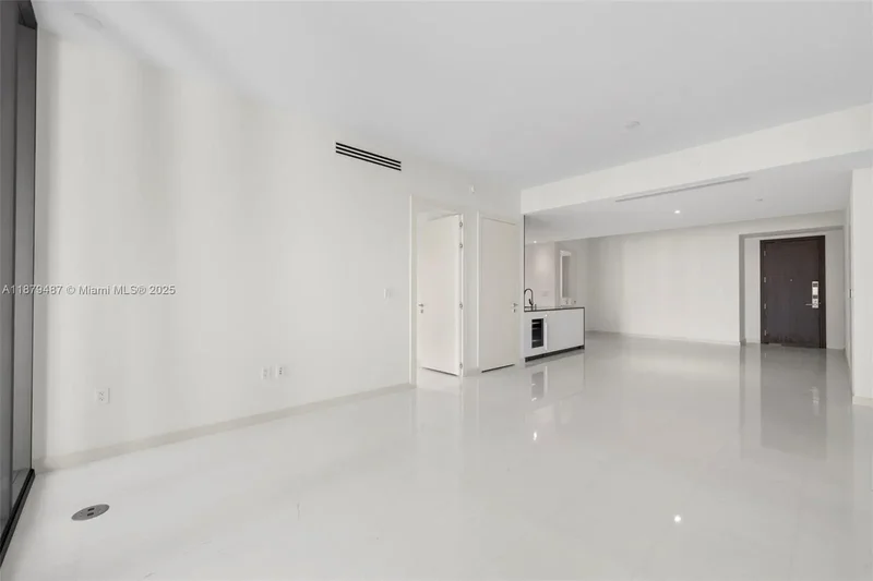 300 Biscayne Blvd Way, #2409, Miami, FL, 33131, USA, Miami, Florida, United States. - Photo 43