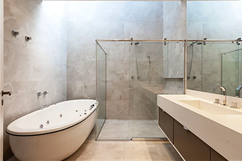 Contemporary Home In An Exclusive Condominium
