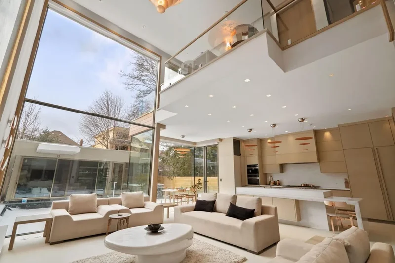 210 Glenayr Road, Toronto, Ontario, Canada. - Photo 32