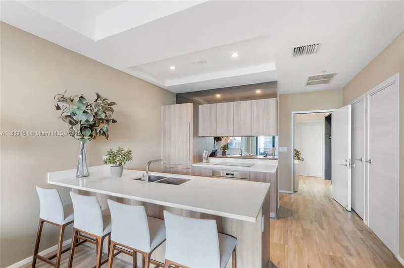 801 S Miami Ave, Miami, FL 33130, Miami, Florida, United States. - Photo 36