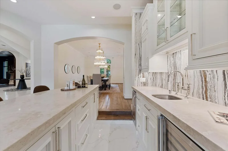5506 Russett Drive, Houston, TX 77056, Houston, Texas, United States. - Photo 24