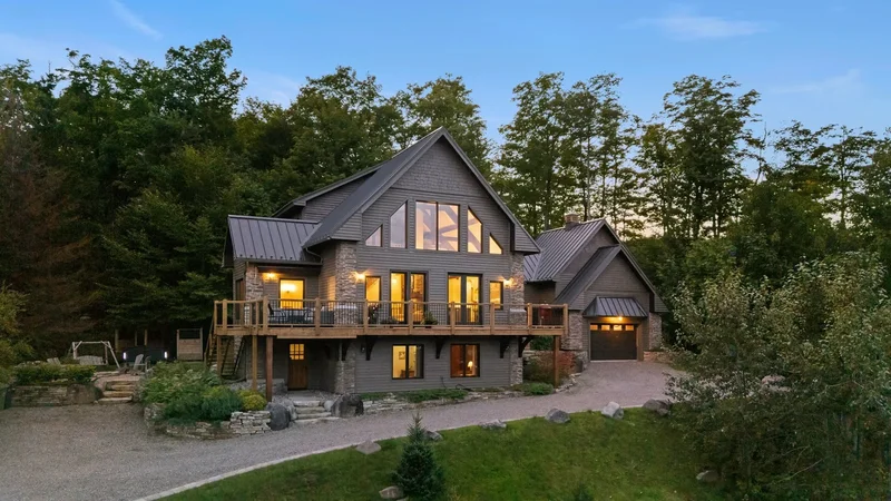129 Ch. des Ancêtres, Mont-Tremblant, Quebec, Canada. - Photo 35