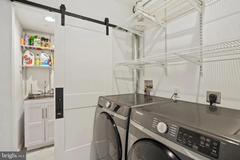 5711 POTOMAC, Washington, District of Columbia, United States. - Photo 32