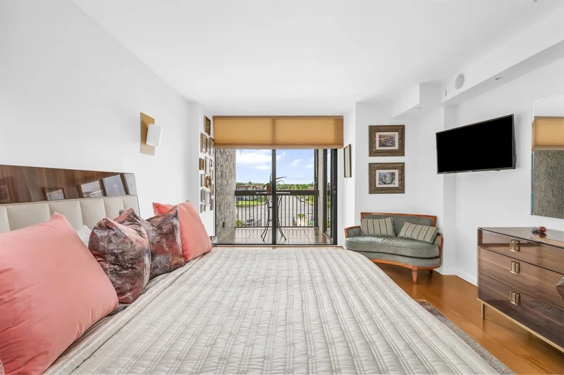 1155 Hillsboro Mile #402, Hillsboro Beach, FL 33062, Hillsboro Beach, FL, United States. - Photo 27