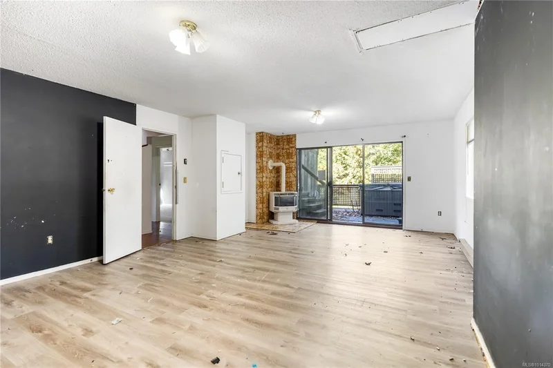 777 Cuaulta Cres, Colwood, British Columbia, Canada. - Photo 19