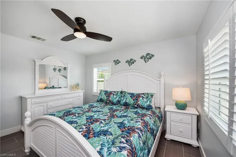 240 Fairweather LN, Fort Myers Beach, Florida, United States. - Photo 19