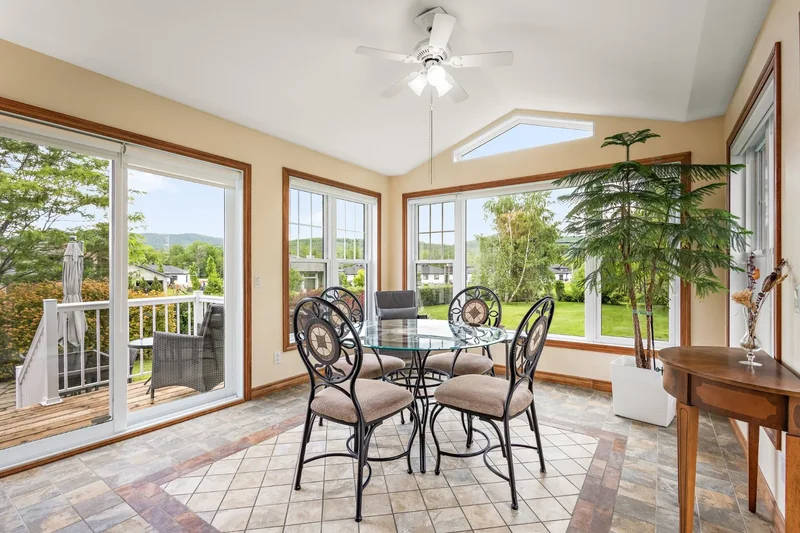 125 Rue du Diamant, Bromont, Quebec, Canada. - Photo 36