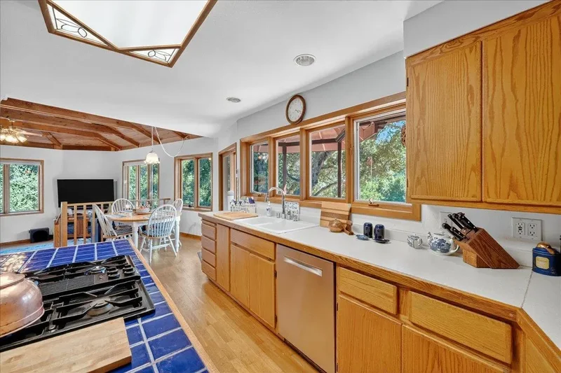 5224 Twin Falls Road, Morgan Hill, California, United States. - Photo 58