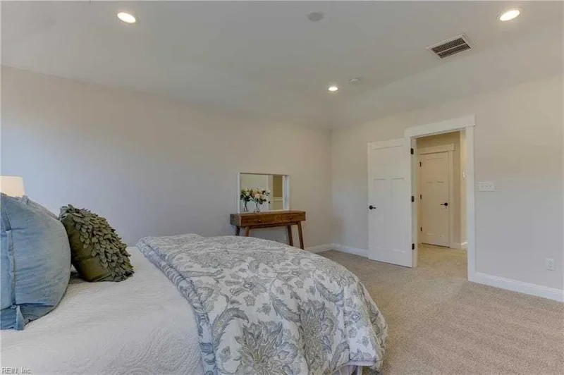 1229 Waters Road, Chesapeake, Virginia, United States. - Photo 32