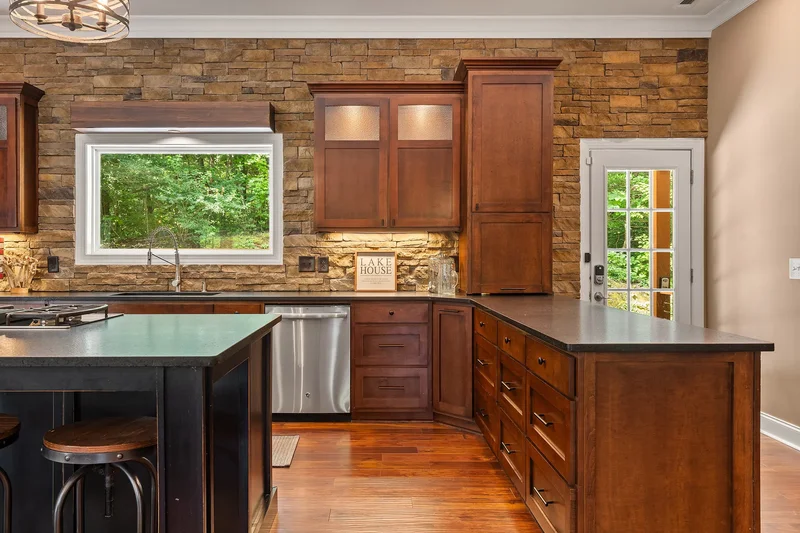 112 Springhill Lane, Clarksville, GA 30523, Clarkesville, Georgia, United States. - Photo 13