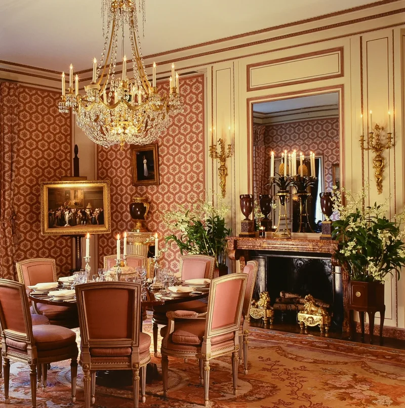 FIFTH AVENUE, New York, New York, United States. - Photo 7