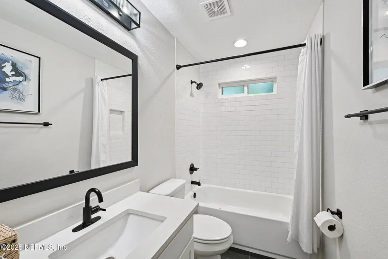 820 & 822 9TH Avenue S, Jacksonville Beach, Florida, United States. - Photo 2