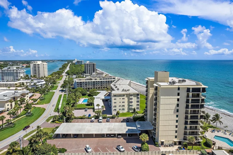 200 Beach Road 102, Tequesta, Florida, United States. - Photo 13