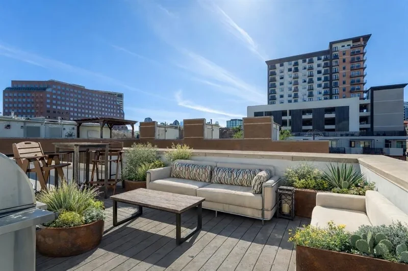 3210 CARLISLE Street 36, Dallas, Texas, United States. - Photo 3