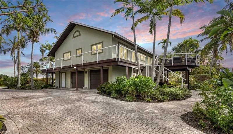 1307 Isabel DR, SANIBEL, FL 33957, Sanibel, Florida, United States. - Photo 4