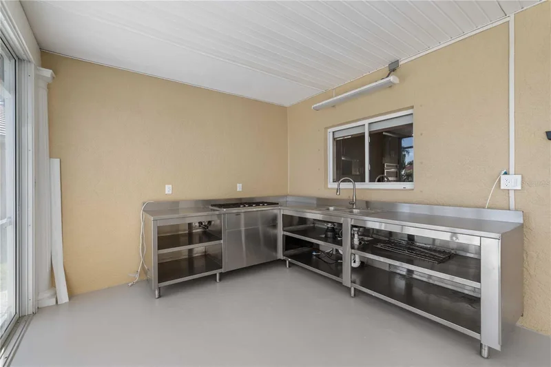 8323 BARTON FARMS BOULEVARD, SARASOTA, FL 34240, Sarasota, Florida, United States. - Photo 26