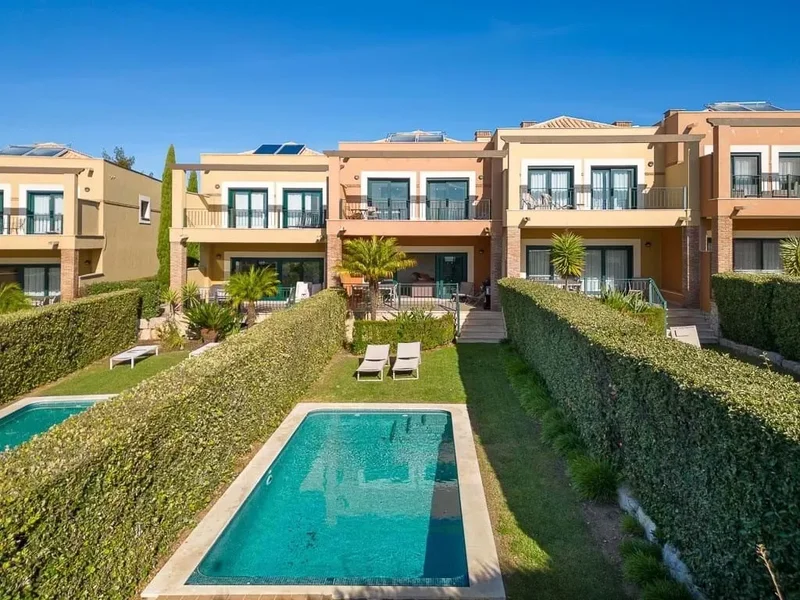 2 bedroom townhouse in Vale do Milho Village