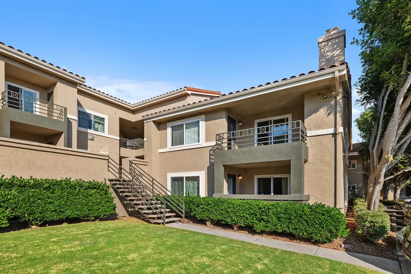 7565 Charmant Dr 615, San Diego, Ca 92122