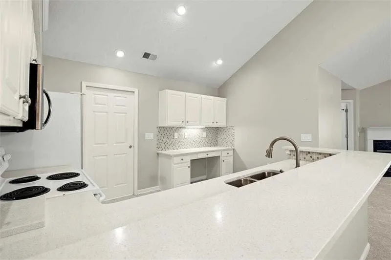 406 Sweet Apple Circle, Roswell, Georgia, United States. - Photo 11