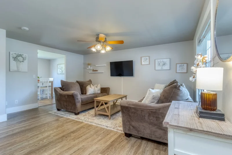 2335 Hawk Drive, Walla Walla, WA 99362, Walla Walla, Washington, United States. - Photo 2