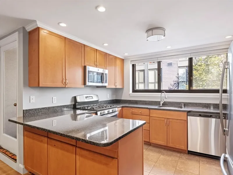 85 Brainerd Road Unit TH7, Boston, MA 02134, Boston, Massachusetts, United States. - Photo 12