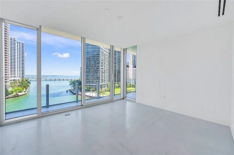 300 Biscayne Blvd Way 703, Miami, Florida, United States. - Photo 15