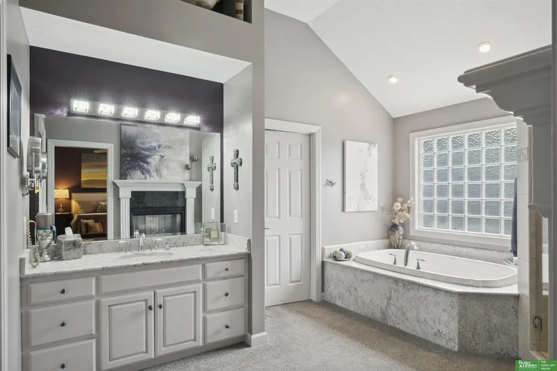 5 Bedrooms Single Family Detached