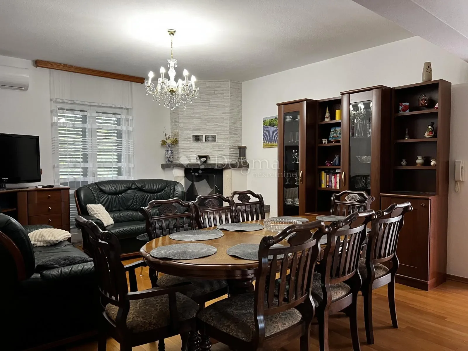Gallery photo 5