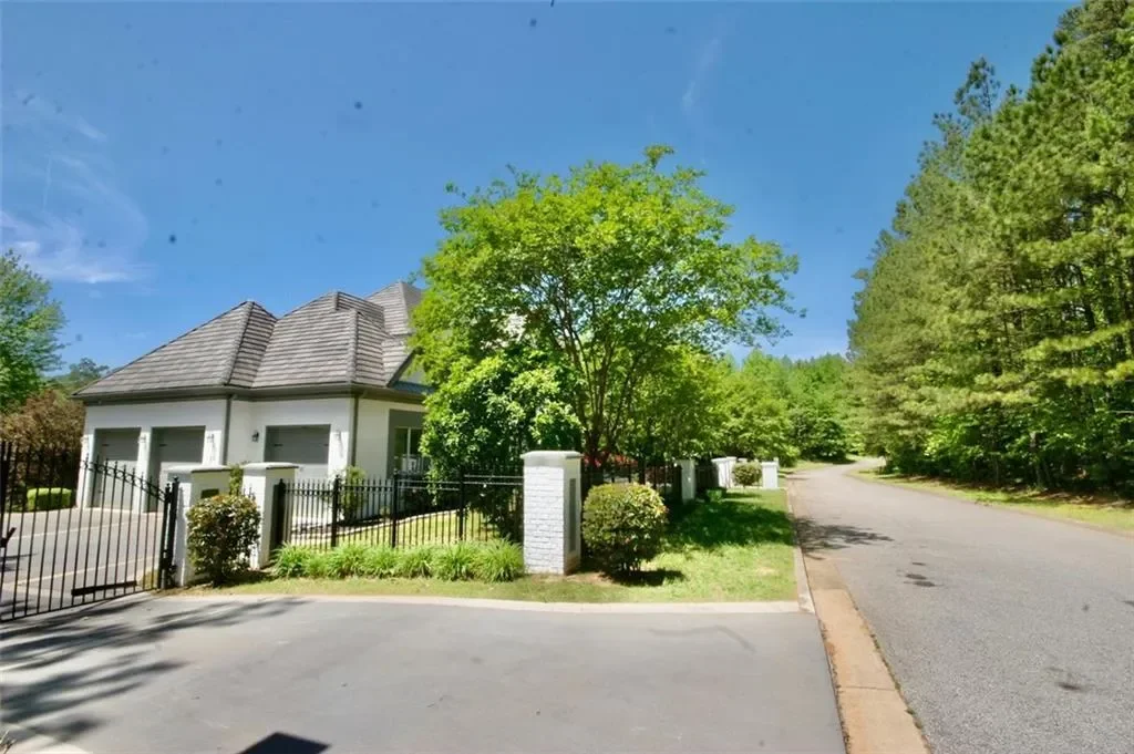 6509 LILY Trail, Chattahoochee Hills, Georgia, United States. - Photo 57
