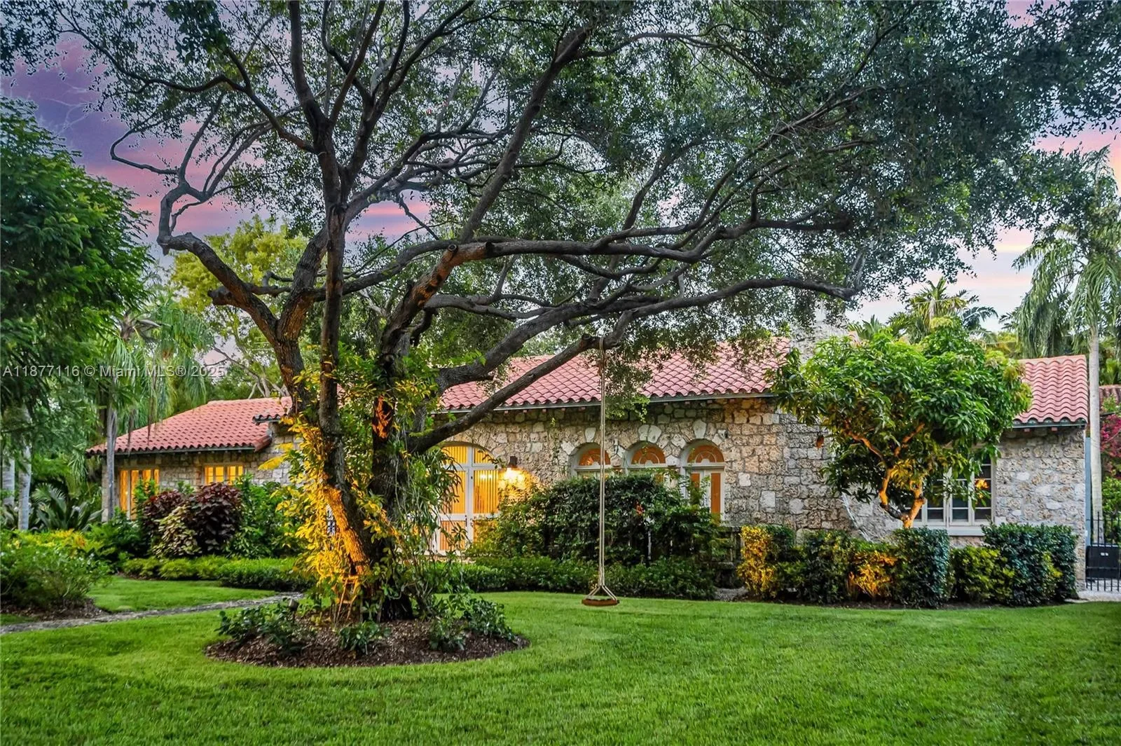 3903 Granada Blvd, Coral Gables, Florida, United States. - Photo 5