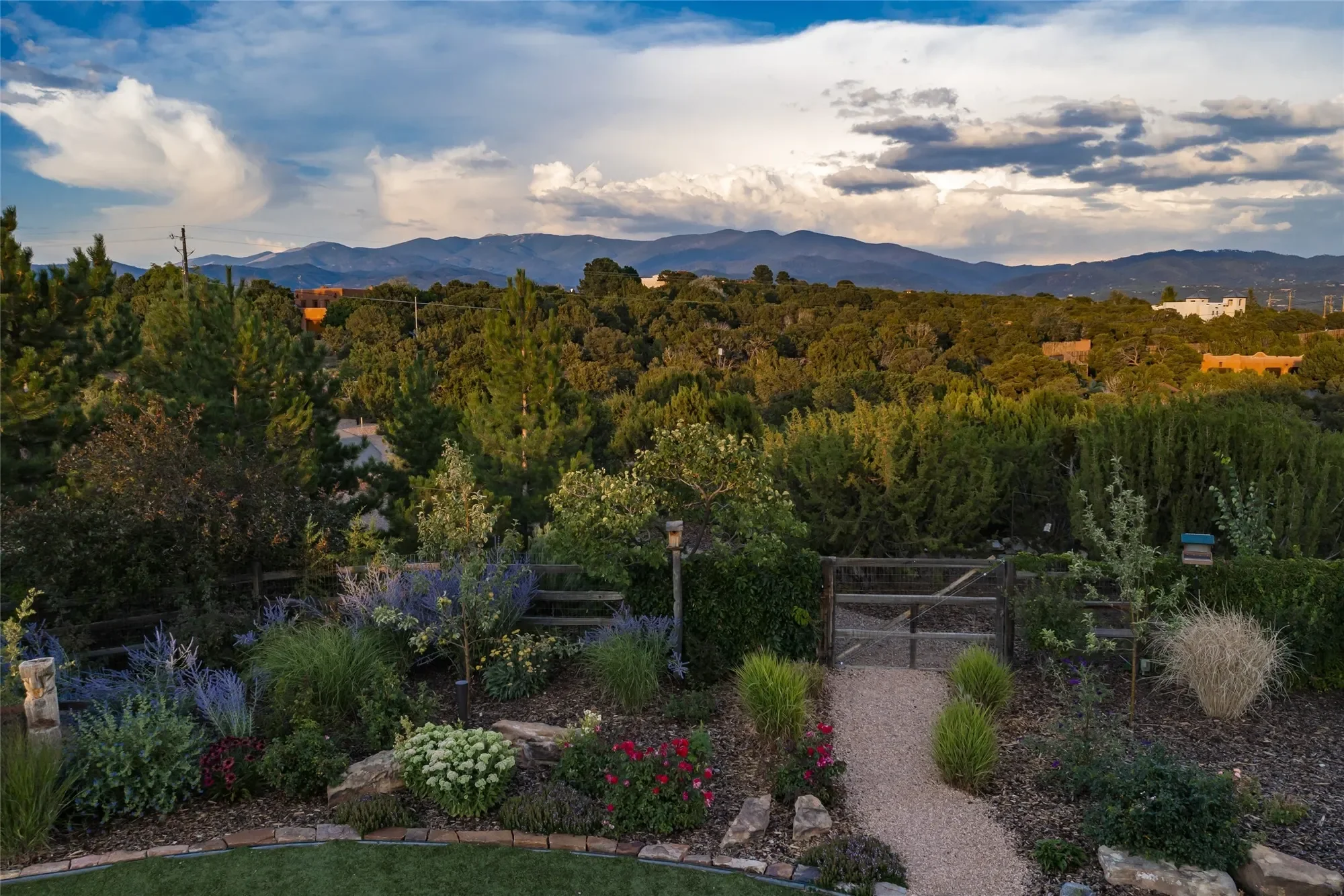 88 Tano Road, Santa Fe, NM 87506, Santa Fe, New Mexico, United States. - Photo 4