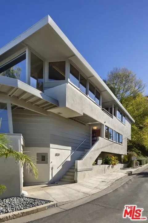 3624 Buena Park Drive, Los Angeles, California, United States. - Photo 5
