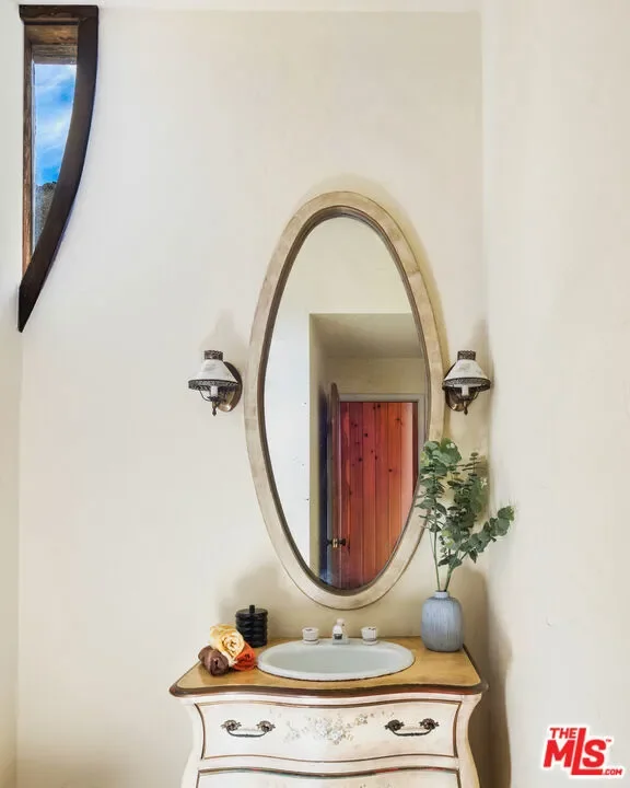 26902 Malibu Cove Colony Drive, Malibu, California, United States. - Photo 40