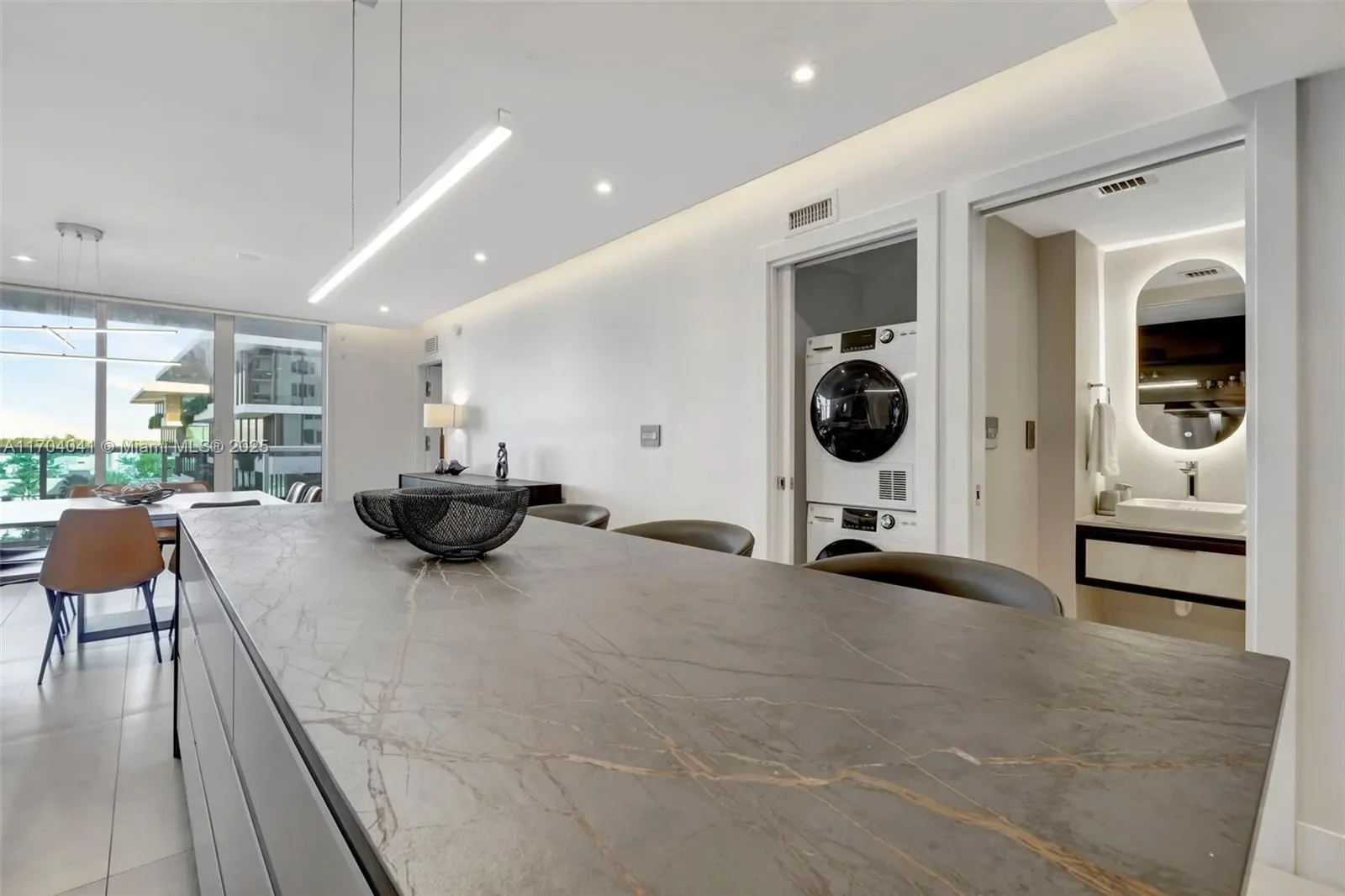 2301 Collins Ave 634/635, Miami Beach, Florida, United States. - Photo 5