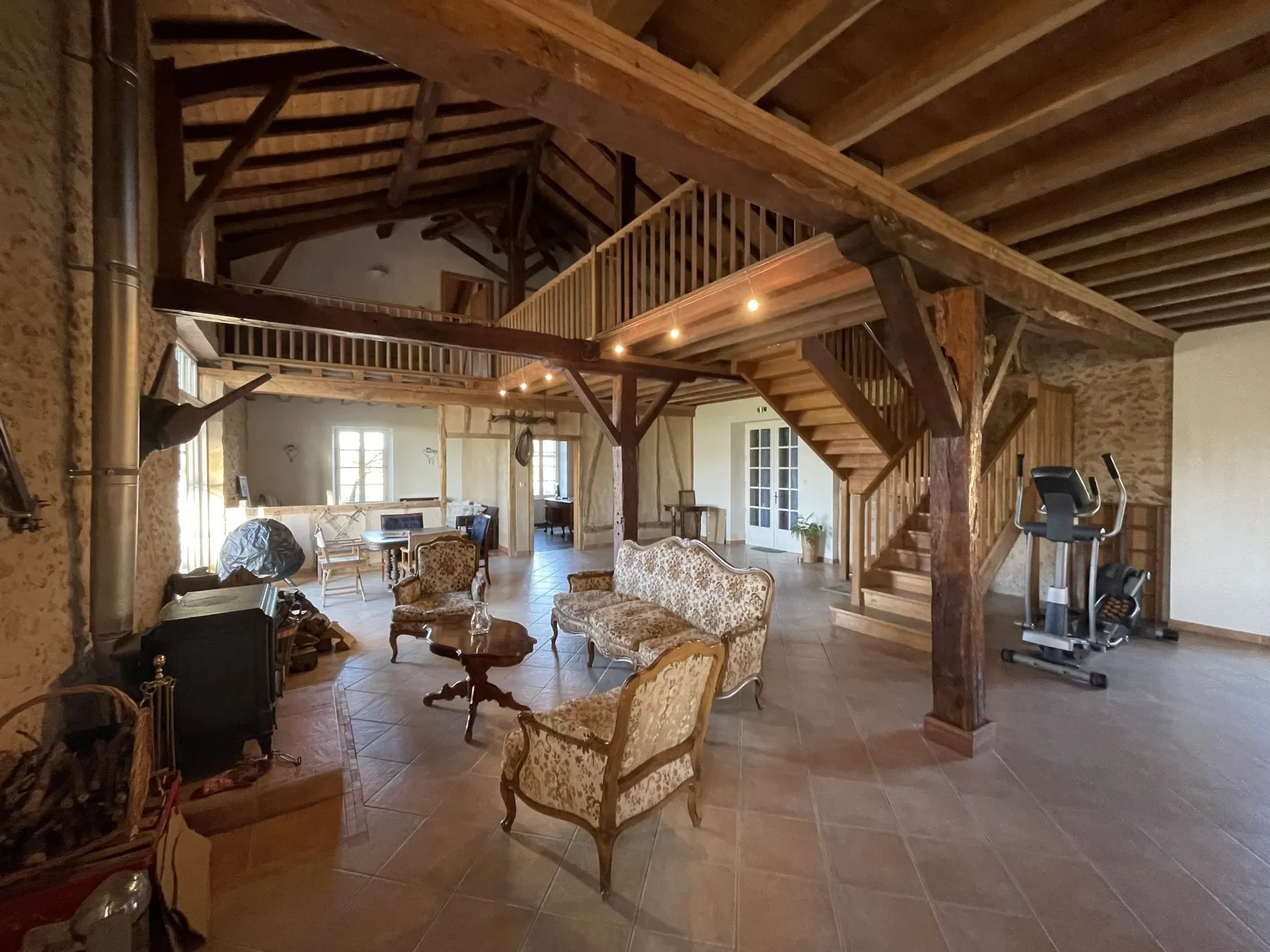 Cazaubon, Occitanie, France. - Photo 6