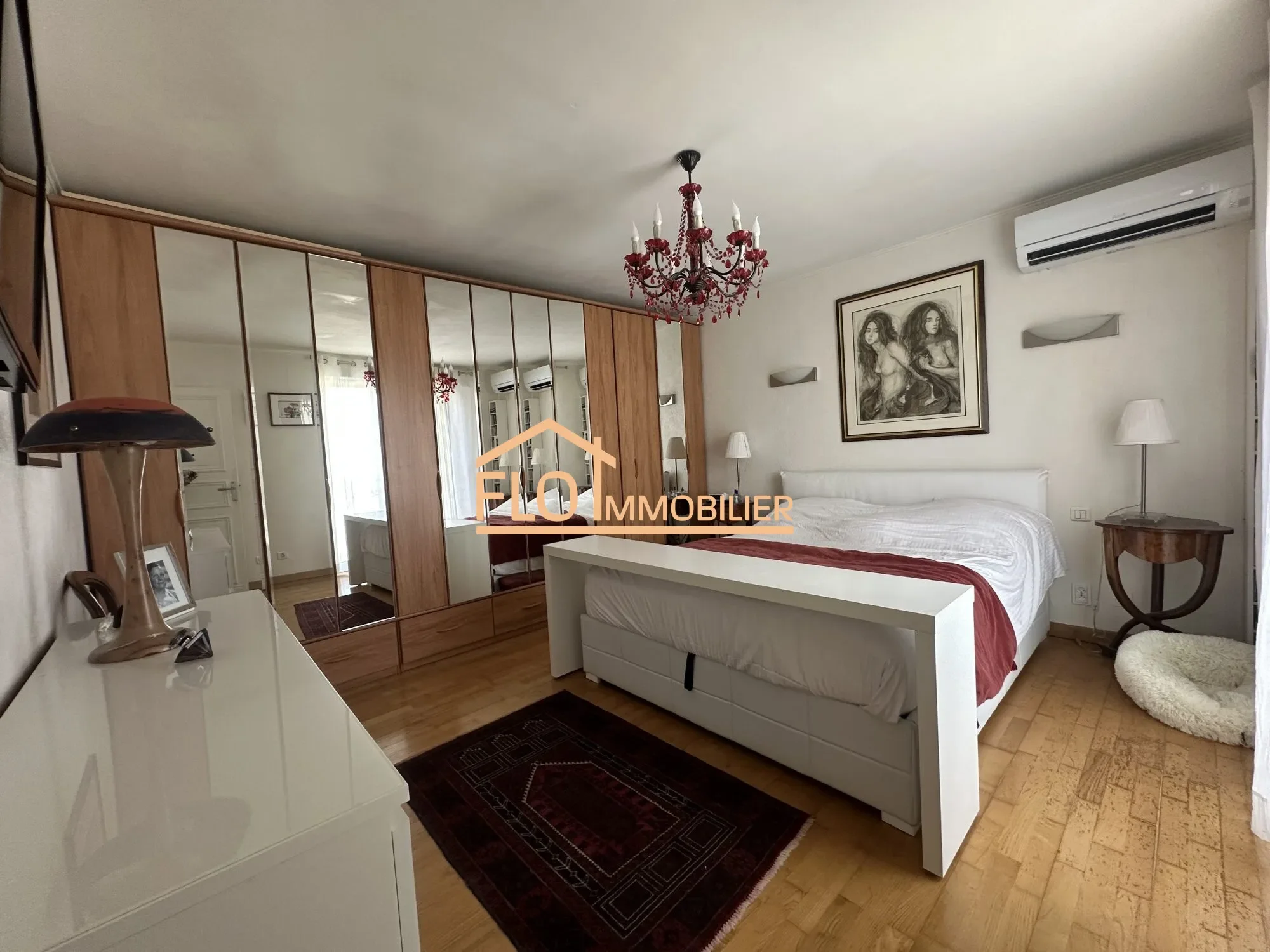 Gallery photo 5