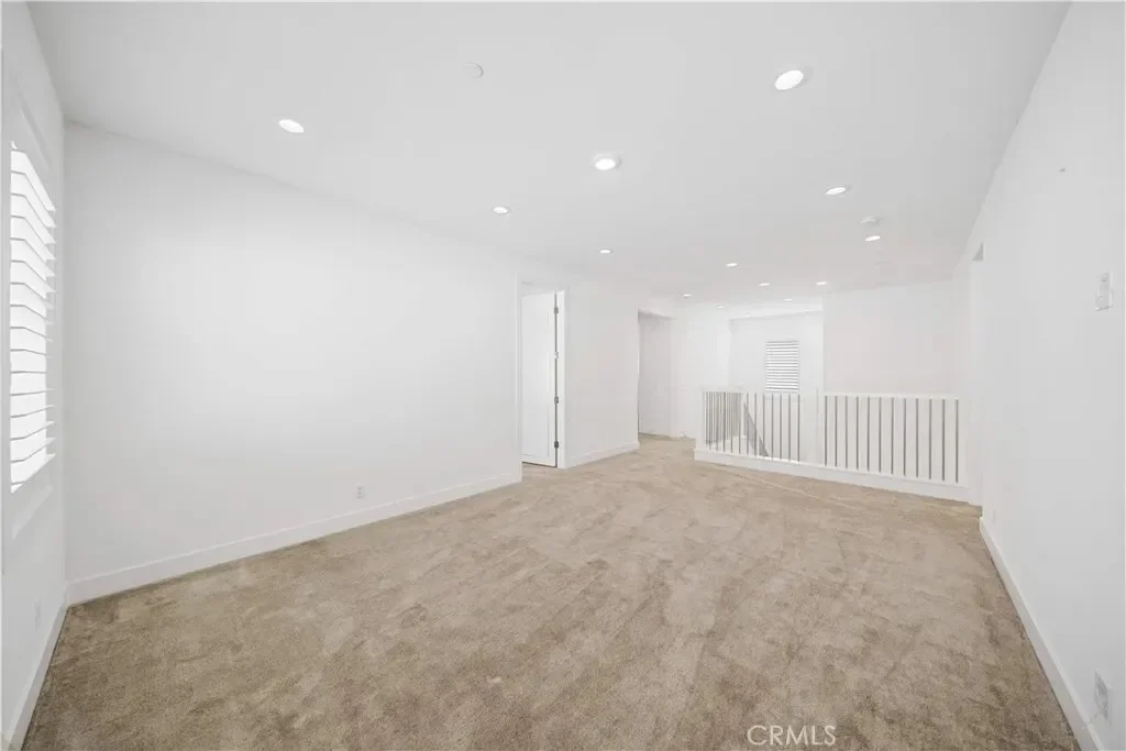 360 Riverbend, Lake Forest, California, United States. - Photo 21