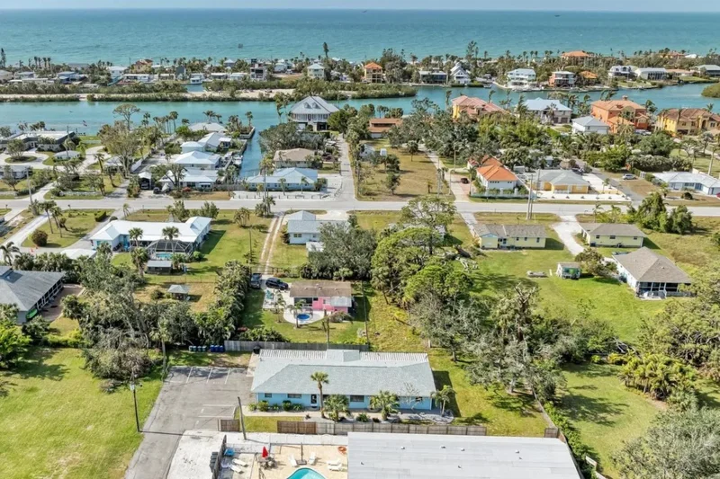 401 Shore Road, Venice, Florida, United States. - Photo 7