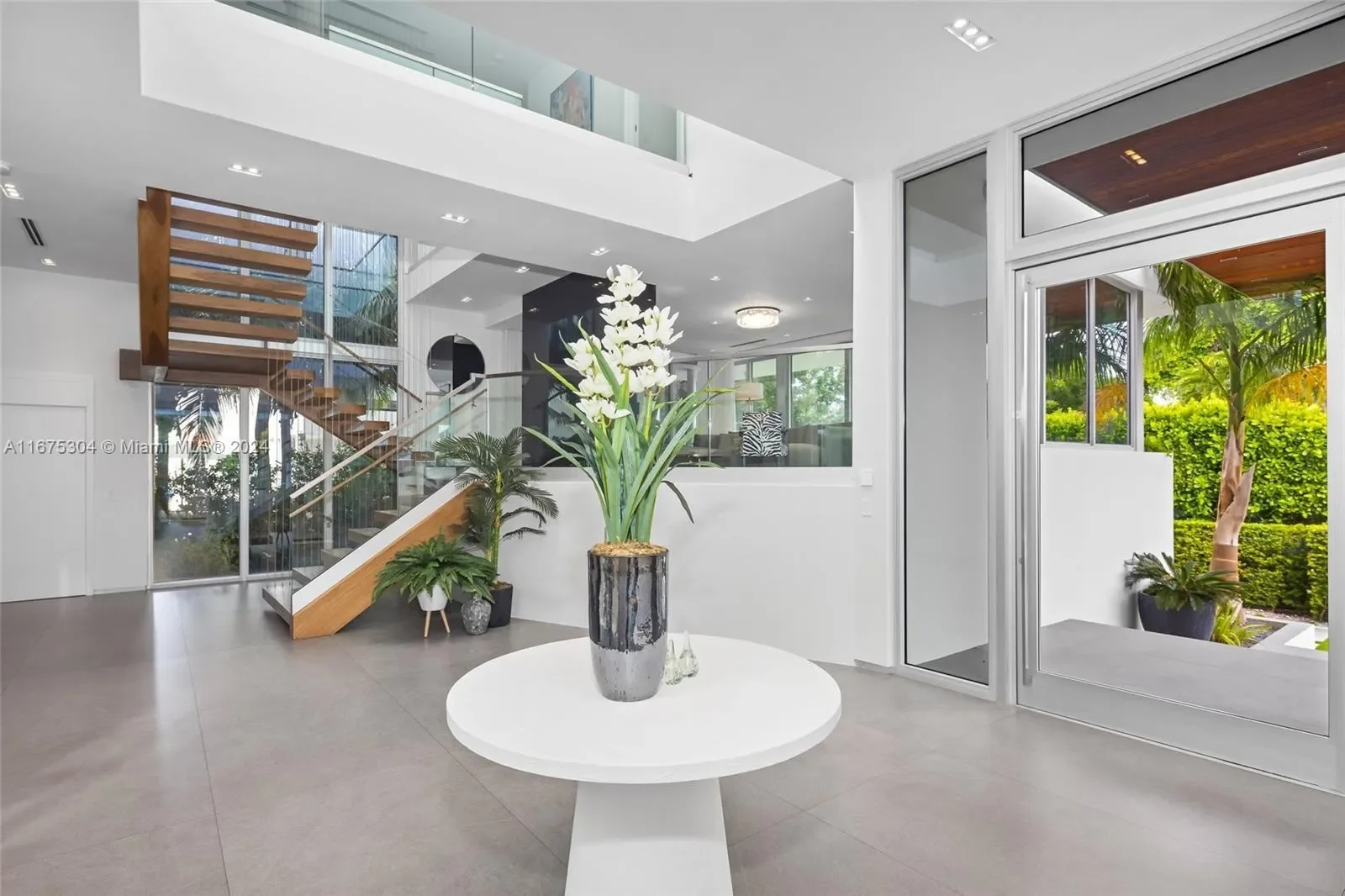 65 S Hibiscus Dr, Miami Beach, Florida, United States. - Photo 35