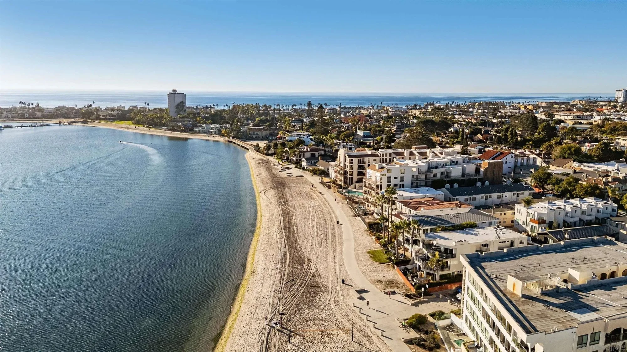 1177 Pacific Beach Drive #A, San Diego, California, United States. - Photo 34