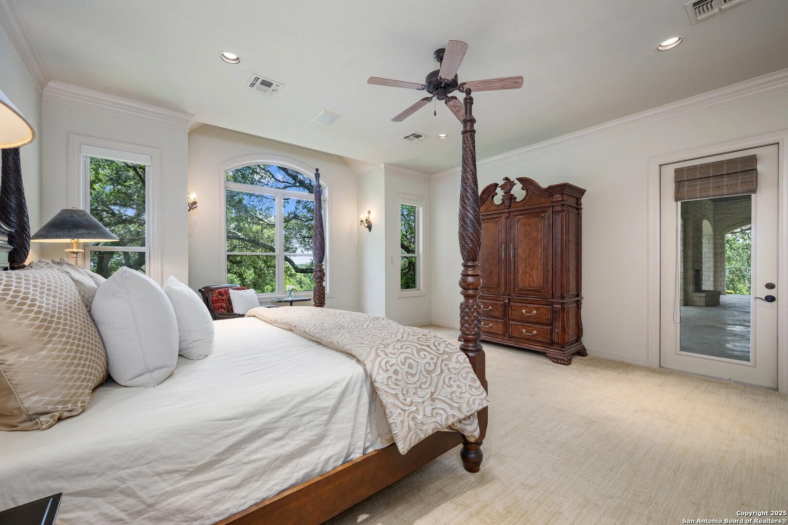 Gallery photo 12